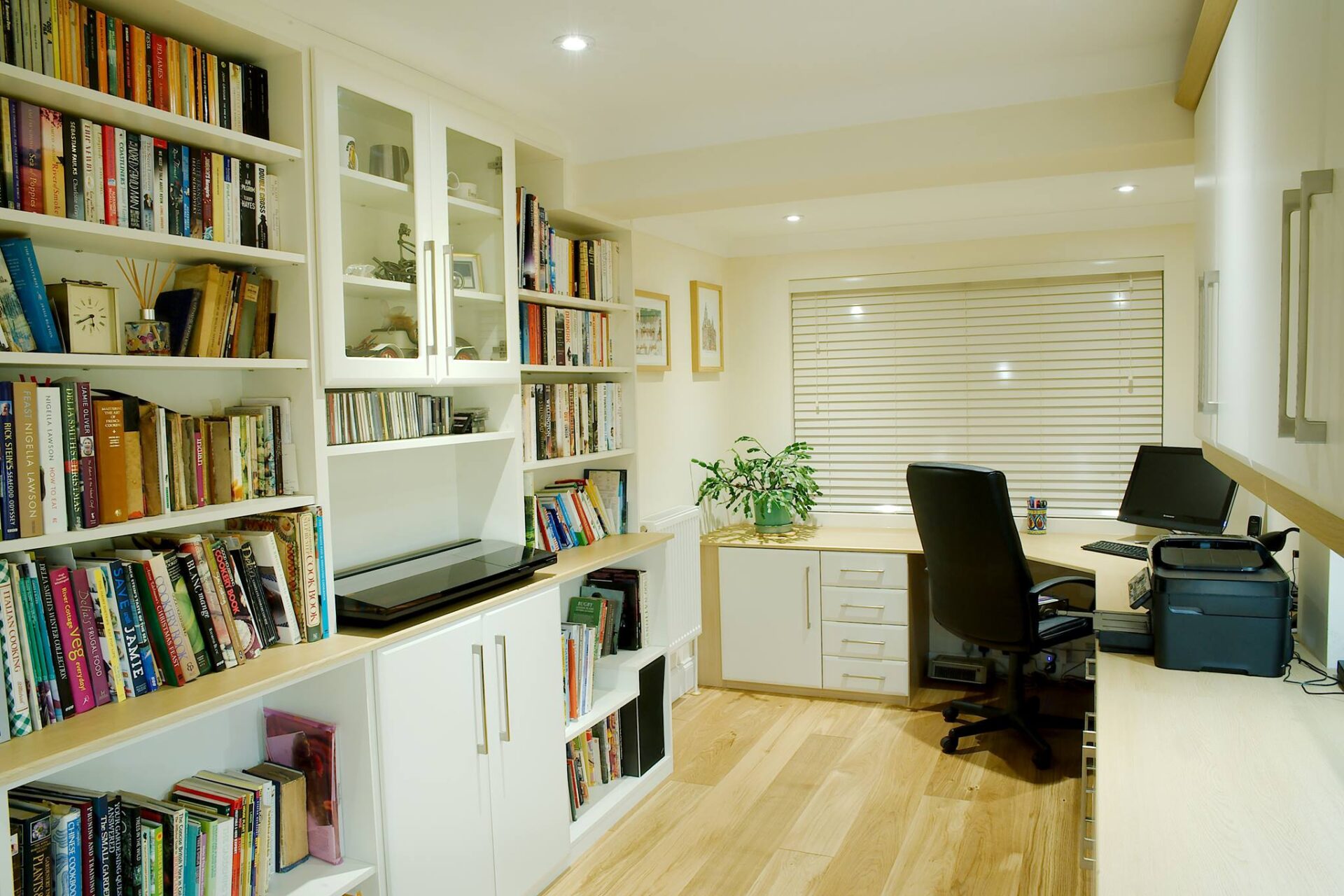 Image of fully fitted home office desk and units